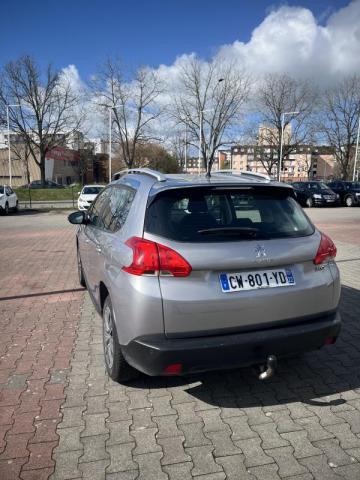 Peugeot 2008 image 8