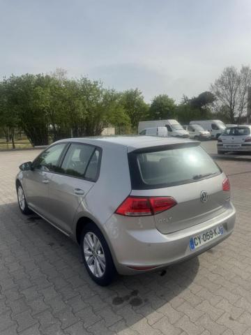 Volkswagen Golf image 8