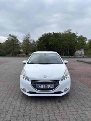 Peugeot 208 1.6 E-Hdi Fap S&s 92 Cv
