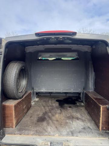 Mercedes Benz Vito image 3