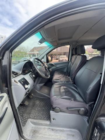 Mercedes Benz Vito image 4