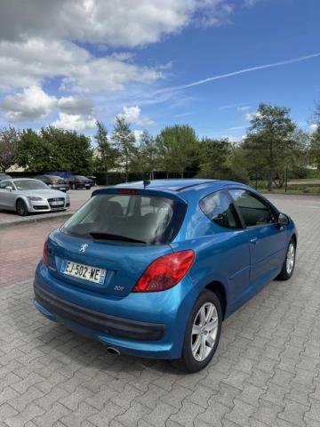 Peugeot 207 image 8