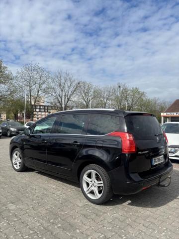 Peugeot 5008 image 6