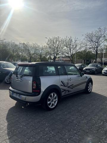 Mini Clubman image 9