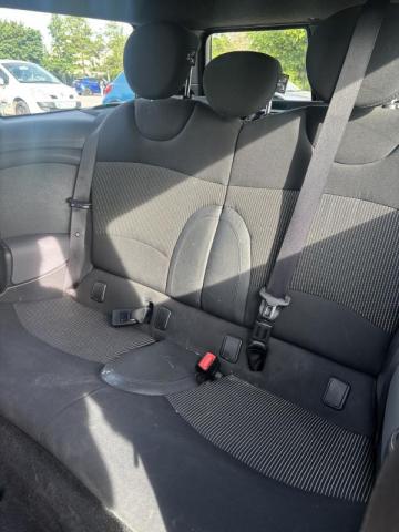 Mini Clubman image 7