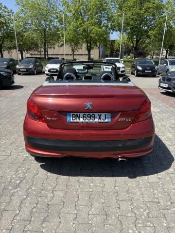 Peugeot 207 image 9