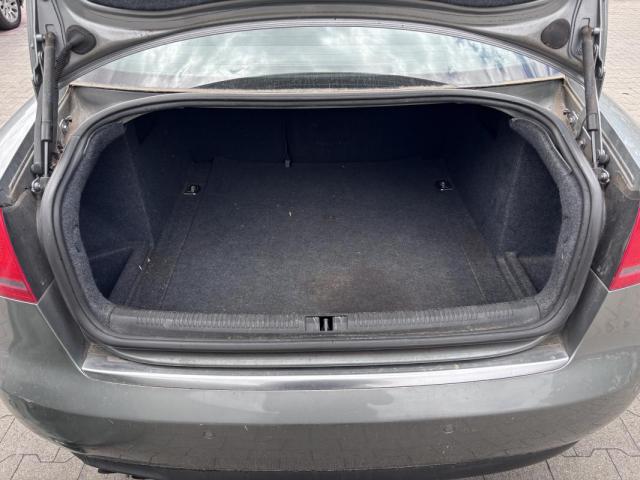 Audi A4 image 3