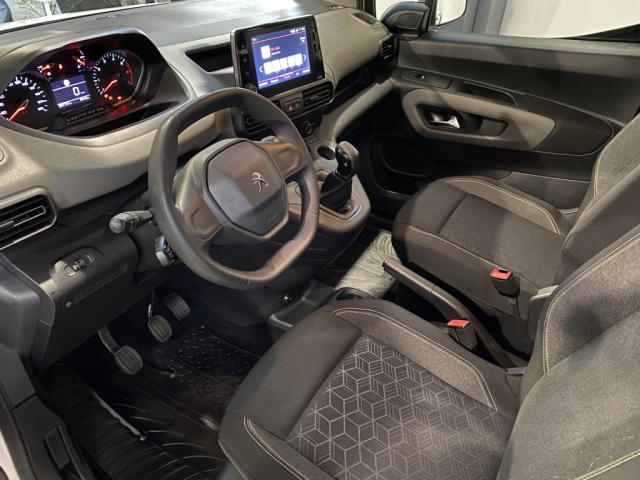 Peugeot Rifter image 7