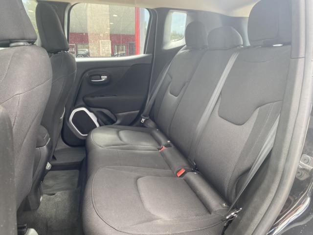 Jeep Renegade image 5