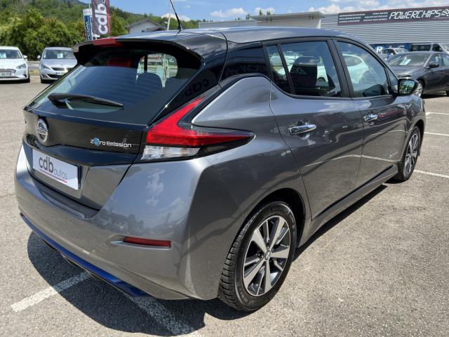Nissan Leaf image 4