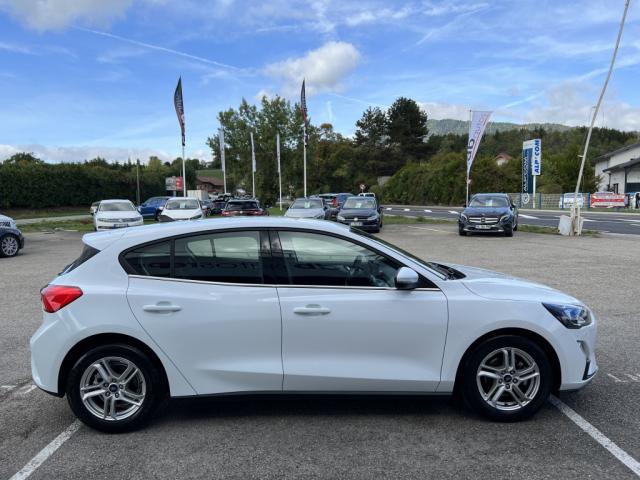 Ford Focus image 9