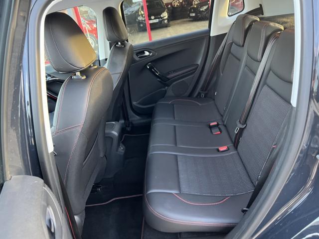 Peugeot 2008 image 4