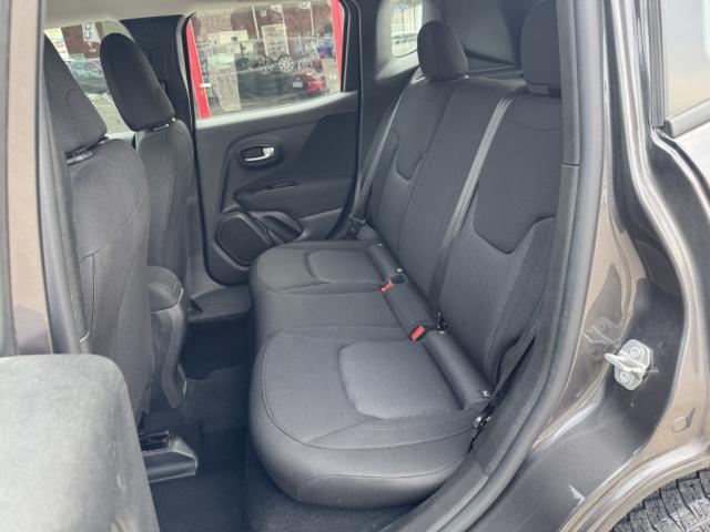 Jeep Renegade image 2