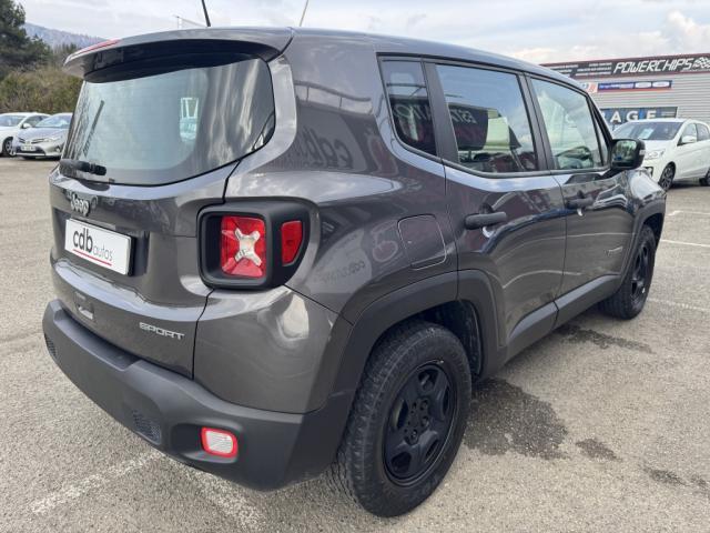 Jeep Renegade image 6