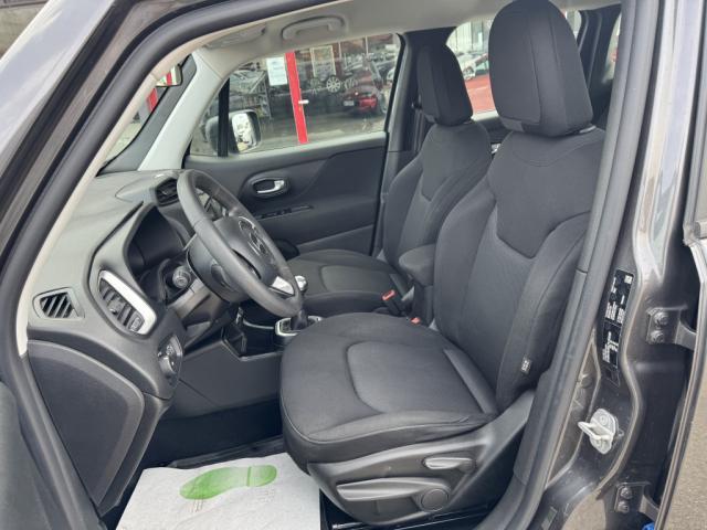 Jeep Renegade image 7