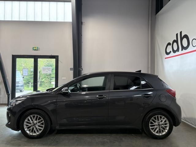 Kia Rio image 2