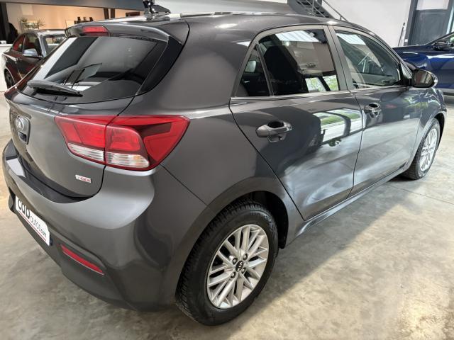 Kia Rio image 1