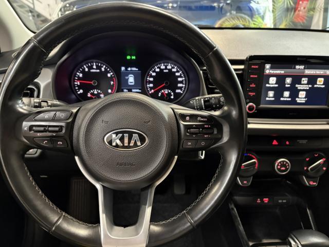 Kia Rio image 9