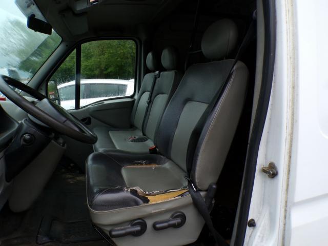 Renault Master image 4