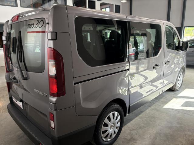 Renault Trafic image 1