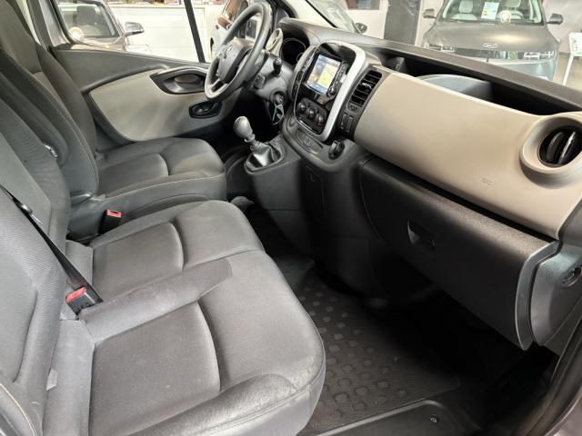 Renault Trafic image 6