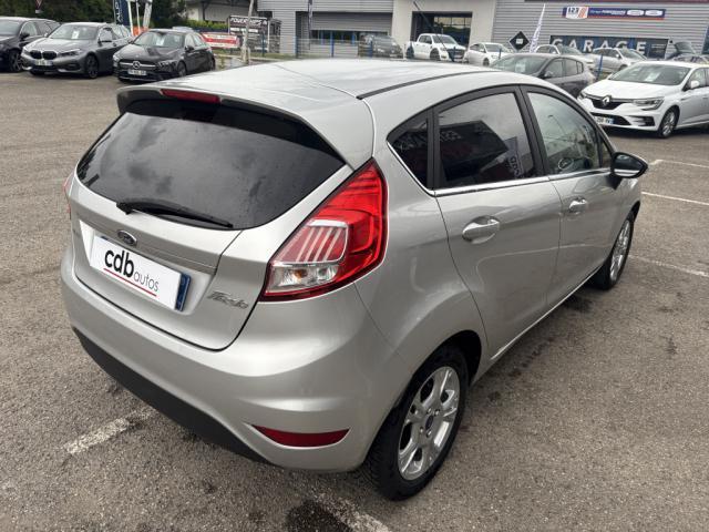 Ford Fiesta image 2