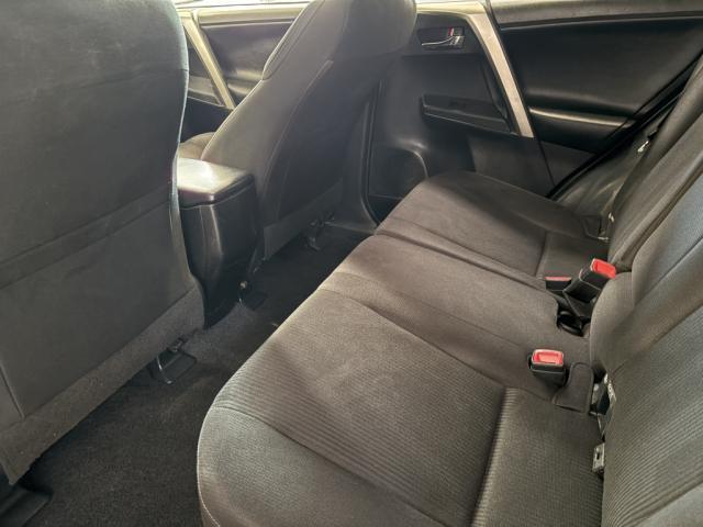 Toyota Rav4 image 7