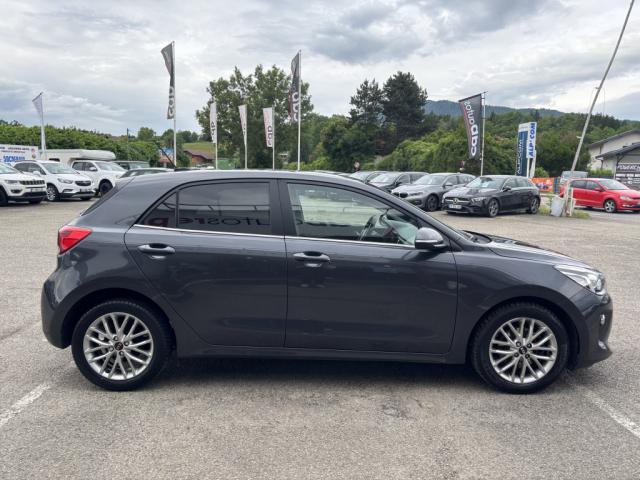 Kia Rio image 6