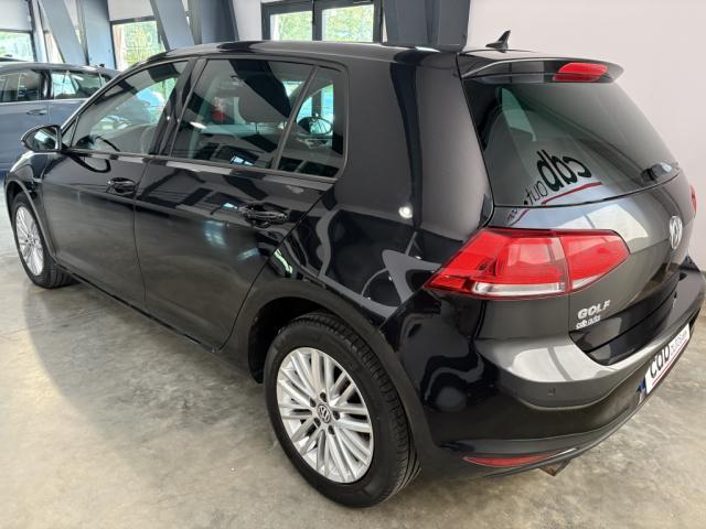 Volkswagen Golf image 9