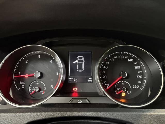 Volkswagen Golf image 7
