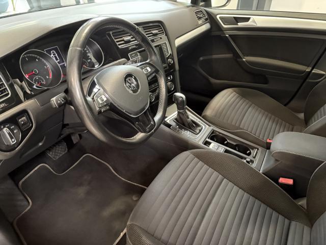 Volkswagen Golf image 4