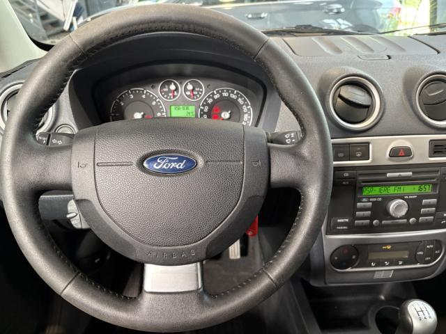 Ford Fusion image 5