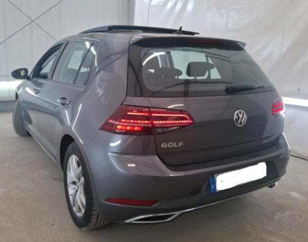 Volkswagen Golf image 4