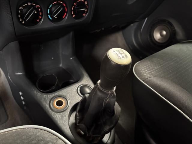 Peugeot Partner image 2