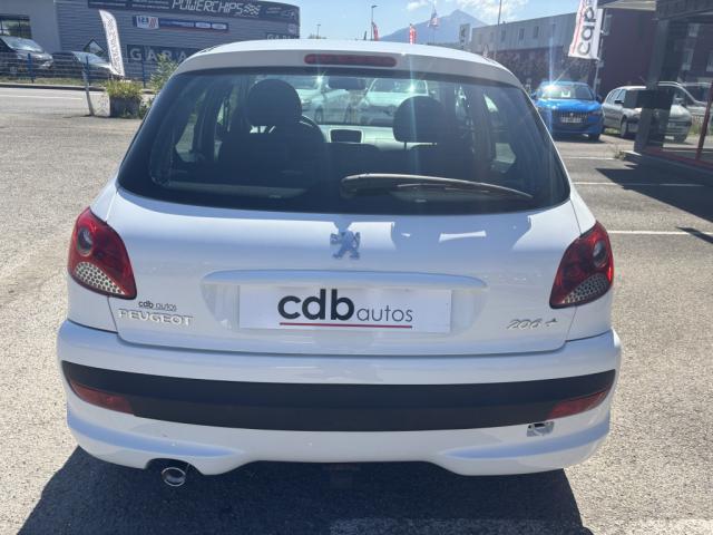 Peugeot 206+ image 8