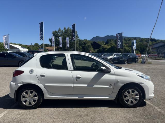 Peugeot 206+ image 4