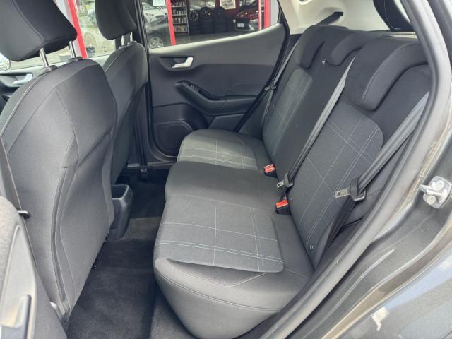 Ford Fiesta image 9