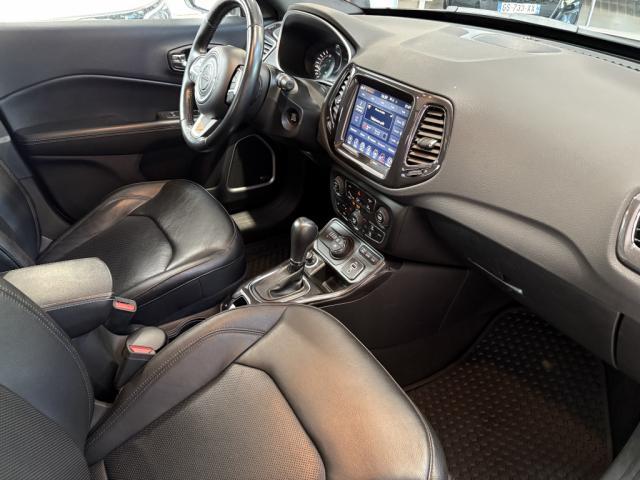 Jeep Compass image 9