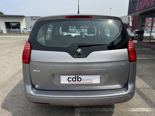 Peugeot 5008 image 6