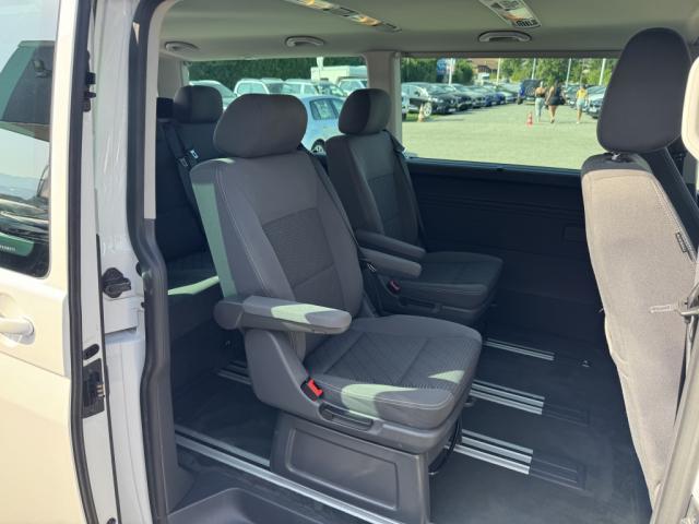 Volkswagen Multivan image 2