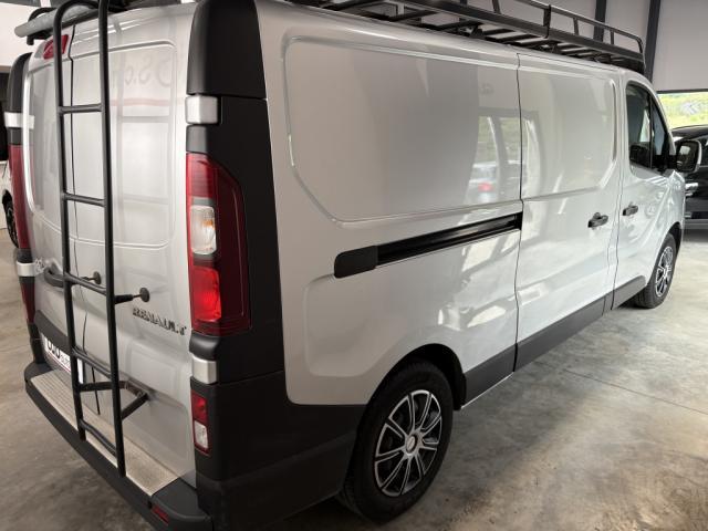 Renault Trafic image 4