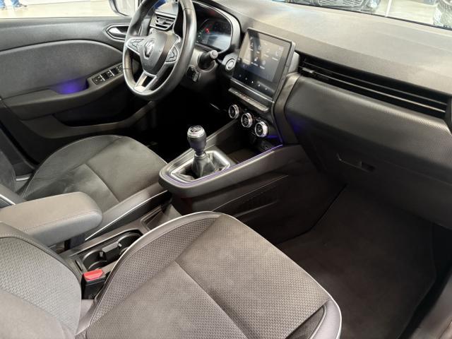 Renault Clio image 9