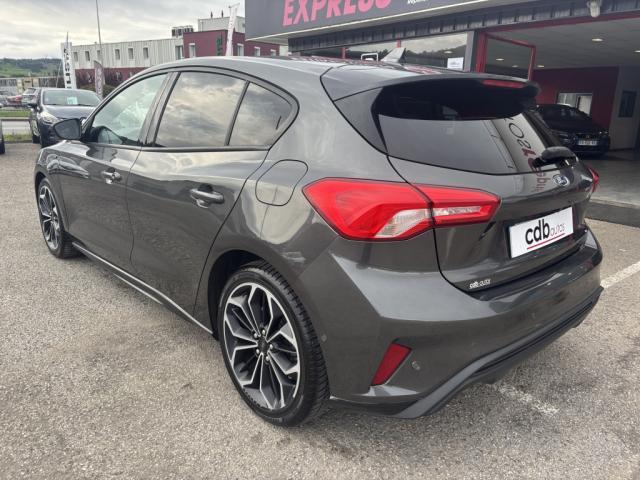 Ford Focus image 8