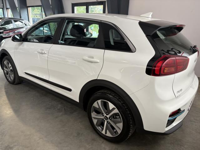 Kia Niro image 7