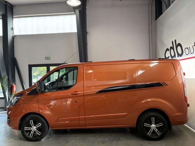 Ford Transit Custom image 2