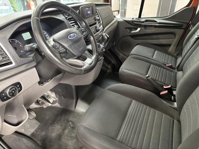 Ford Transit Custom image 8