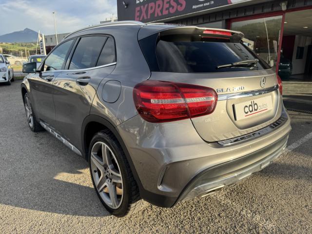 Mercedes Benz Gla image 8