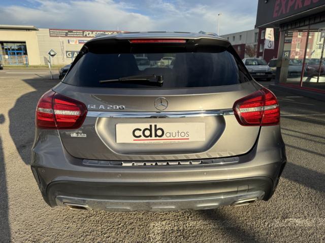 Mercedes Benz Gla image 9