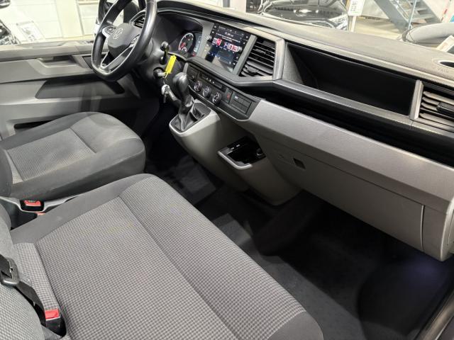 Volkswagen Transporter image 1