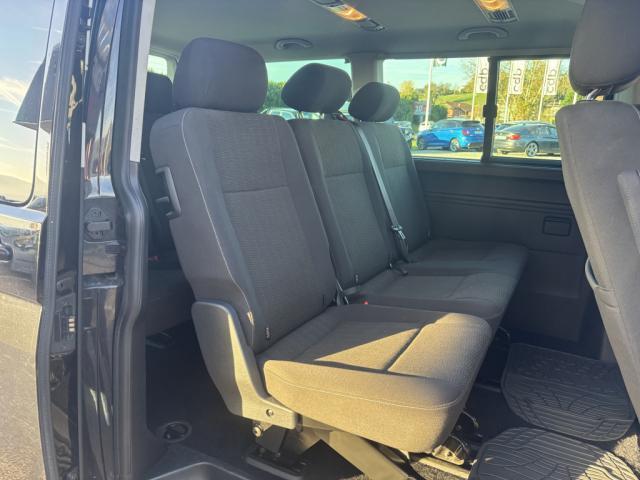 Volkswagen Caravelle image 6